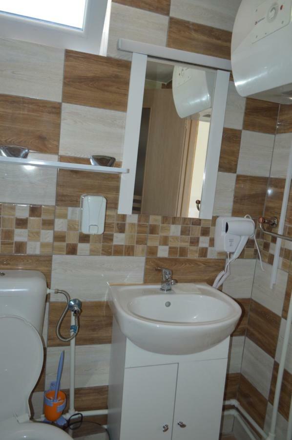 Отель Casa Gia Костинешти Экстерьер фото